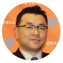 홍보팀장 한기수